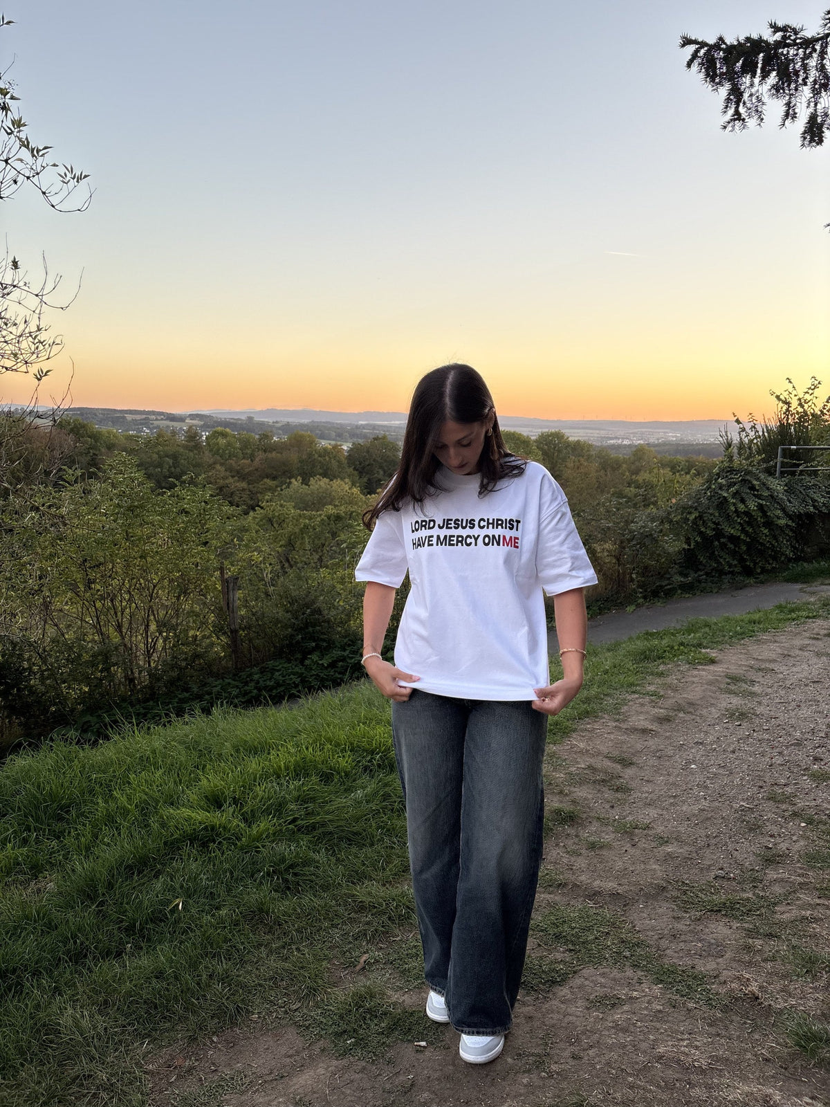 Jesus Prayer Shirt White – Vorderseite